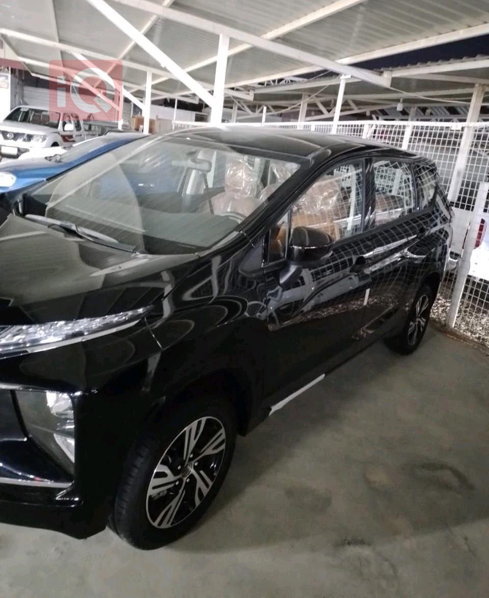 ميتسوبيشي اكسباندر